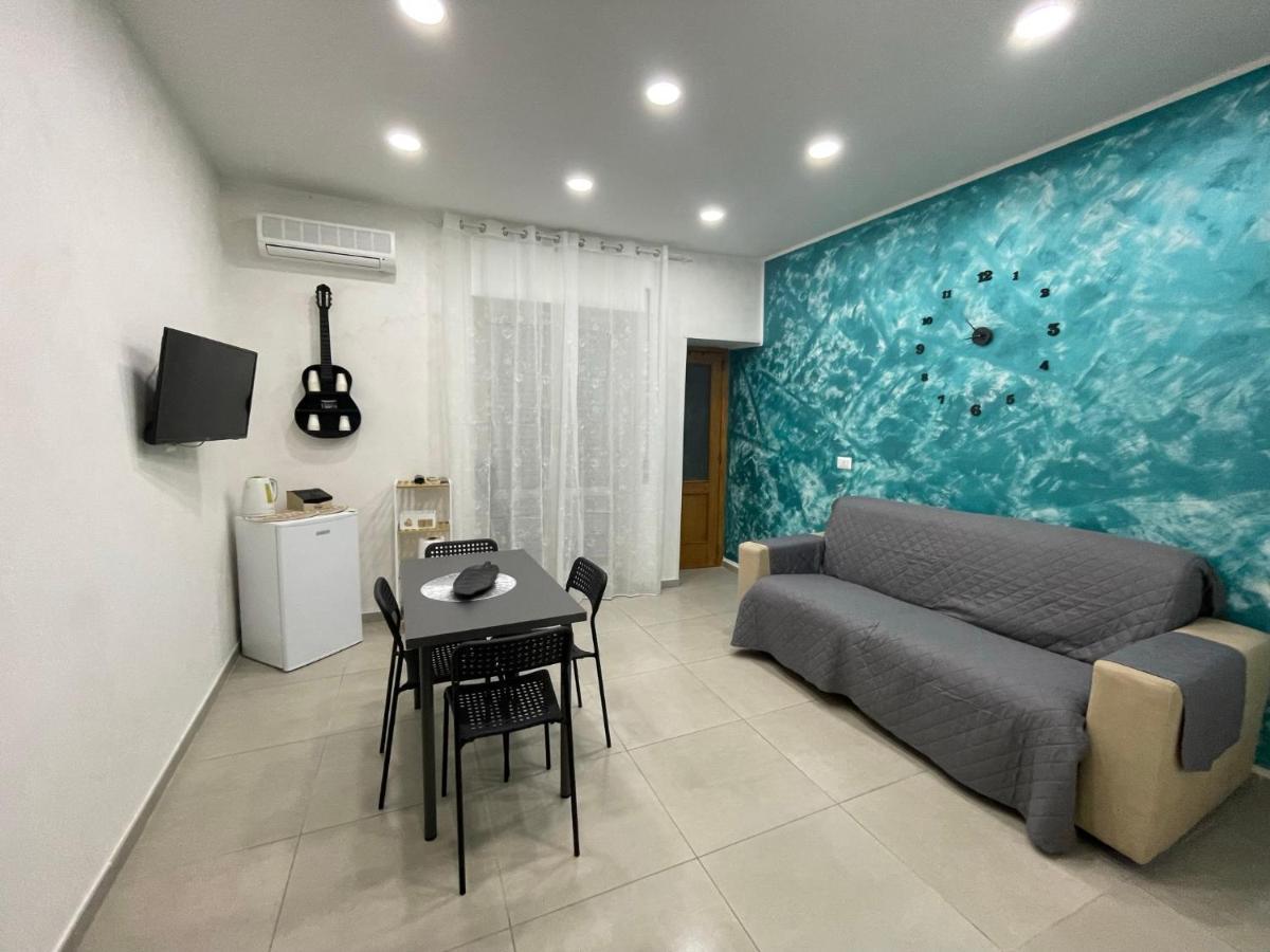 Appartement Tutta Nata Storia à Naples Extérieur photo